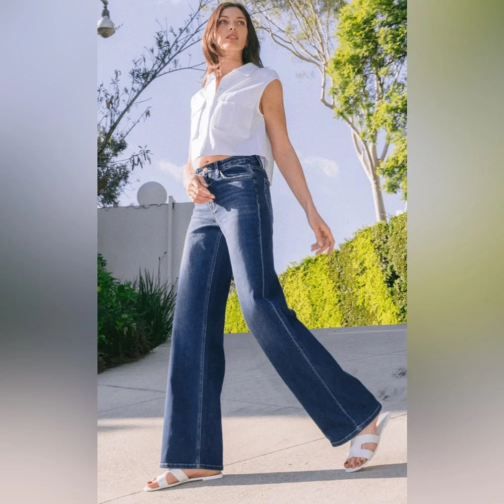 Flying Monkey High Rise 90s Loose Fit Jeans - Picture 2 of 6